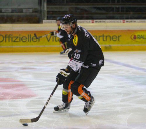 Abwehrchef Kevin Schmidt hatte viel zu tun. Foto: Hartinger