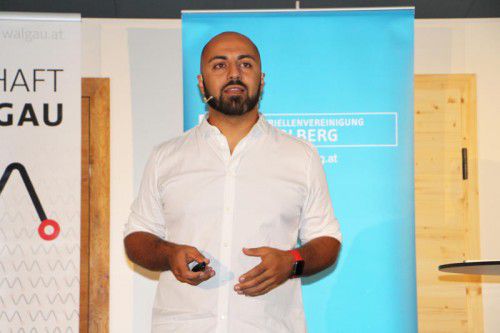Ali Mahlodji will Schulabgänger und Jobsuchenden helfen, ihre Berufsziel zu finden.  Foto: IV Vorarlberg