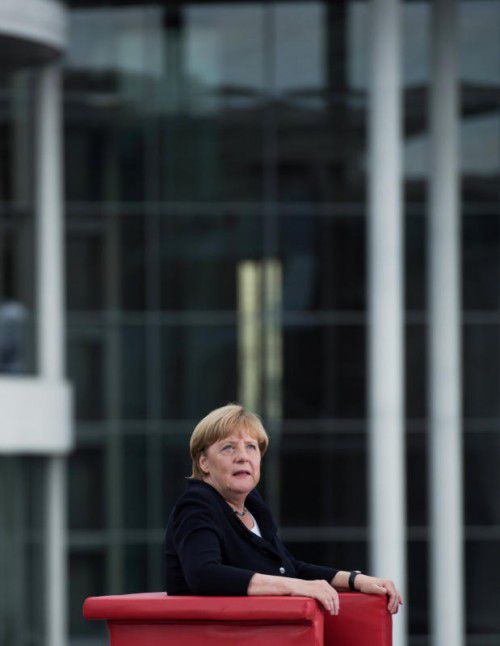 Angela Merkel: Keine Distanzierung von Armenier-Resolution.