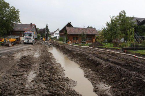 Auf dem 130 Meter langen Abschnitt wurde der Betonkanal des Mühlbachs bereits entfernt.  Foto: doh