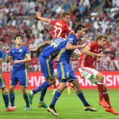 Bayern zum Auftakt ohne Mühe