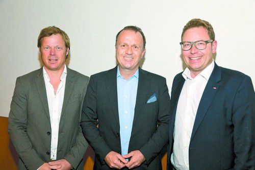 Club-Obmann Axel Renner (l.) mit ORF-Internetchef Thomas Prantner sowie Landesdirektor Markus Klement. Fotos: Veranstalter
