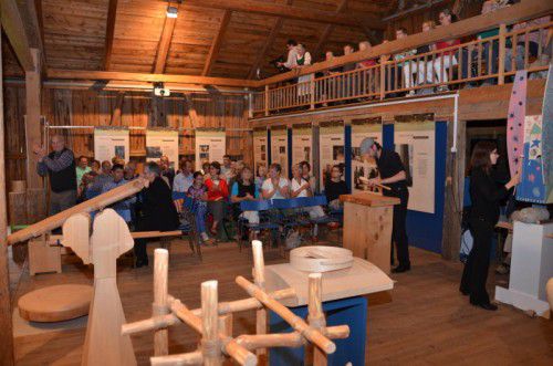 Das Klostertal Museum in Wald am Arlberg wurde kürzlich in eine besondere Klangwolke gehüllt. Foto: dob