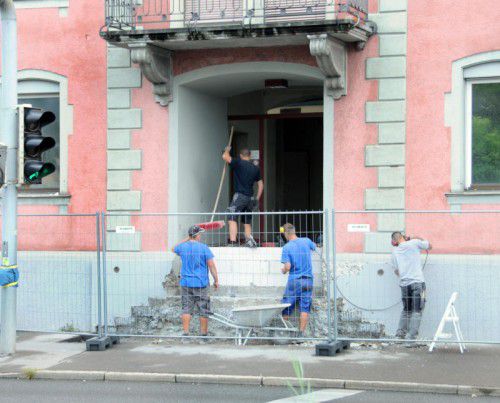 Der bisherige Haupteingang in Höchst wird vermauert.   Foto: ajk