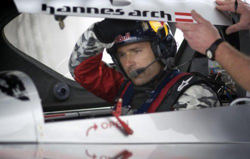 Der österreichische Extremsportler Hannes Arch ist bei einem Hubschrauberabsturz ums Leben gekommen. Foto: apa