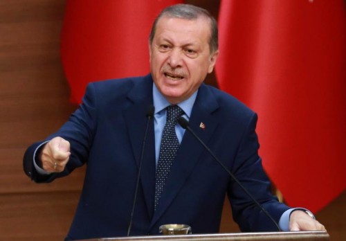Der Präsident deutete eine Verlängerung des Ausnahmezustands sogar um mehr als ein Jahr an. Foto: AFP