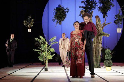 Die musikalische Uraufführung des Stücks „Paradies oder nach Eden“ von Maja Haderlap und Nana Forte findet heute im Landes-theater statt. foto: vlt/köhler