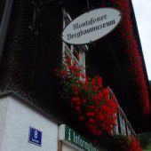 Neue Nummern und Schilder in Silbertal