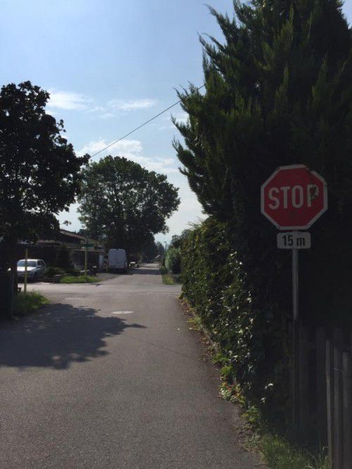 Fahrer vom Ulimahd aus müssen anhalten.  Foto: VN/ps