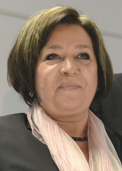 Karin Renner fordert zum Einsatz gegen TTIP und CETA auf.   apa