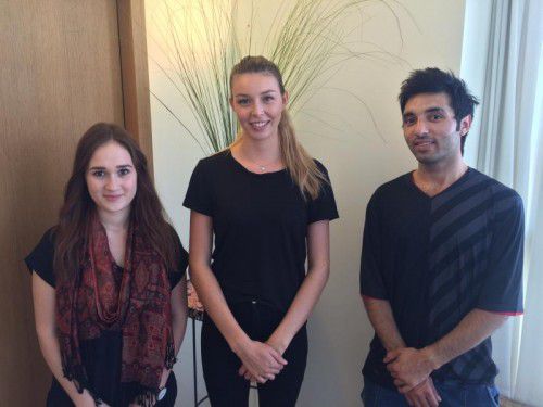 Madeleine Feldkircher, Lisa Meusburger und Mohammad Al Azalden haben sich für eine Lehre als Friseur & Perückenmacher bei maischön entschieden, deren Ausbildungsprogramm mehrfach ausgezeichnet wurde.