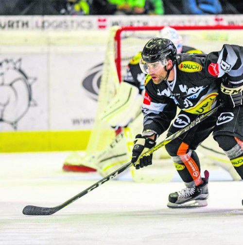 Matt Siddall und seine Bulldogs-Kollegen haben heute gegen den KAC den ersten Saisonsieg ins Visier genommen.  Foto: gepa