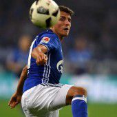 Schalke trotz Krise klarer Favorit gegen Salzburg
