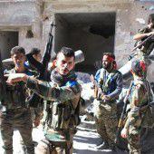 Aleppo versinkt im Bombenhagel
