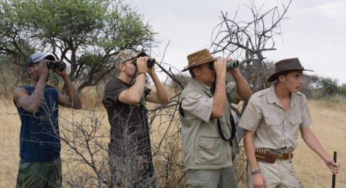 Ulrich Seidl begleitet in „Safari“ eine Familie bei ihrem Jagdurlaub in Namibia. Foto: Studio/Produzent