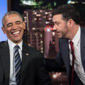 Obama liest gemeine Tweets über sich vor