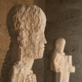 Neue Skulpturen im Kies