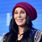 Cher kehrt auf Bühne zurück