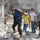 Russland und Syrien stoppen Luftangriffe