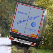 Mit dem Lkw ins Abseits geraten