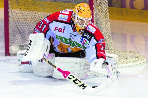 Bernhard Bock und seine Kollegen von der VEU Feldkirch wollen sich gegen Fassa für die Zell-Pleite rehabilitieren. Foto: stiplovsek