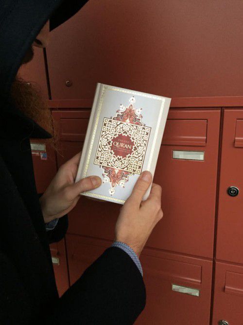 Die Ausgaben landeten in mehreren Briefkästen. Foto: VN/PES