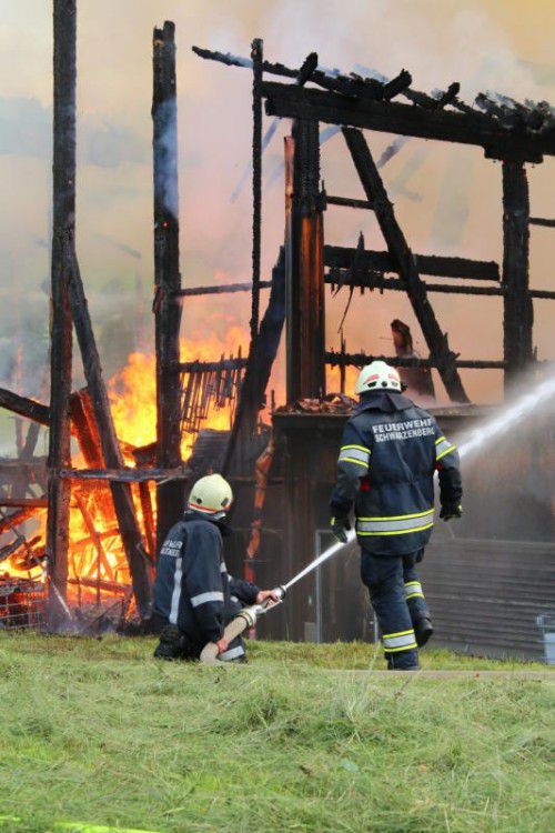 Die Statistik zeigt: Besonders in den kommenden Wochen steigt die Brandgefahr durch offenes Licht und Feuer. Foto: vol.at
