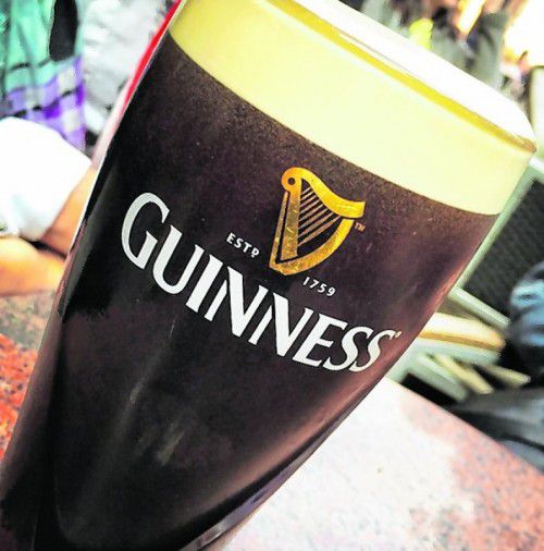 Ein Glas Guinness gehört zum Irland-Besuch. Fotos: Rhomberg (3)