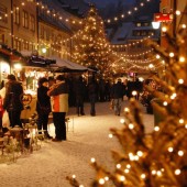 Gemeinsam in Nofels Weihnachten feiern