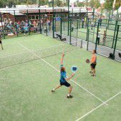 Im Tennisclub wird auch immer öfter „gepaddelt“