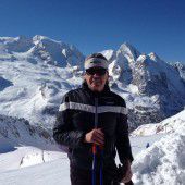 So mancher Hüttenwirt verwandelt sich im Winter in einen Skilehrer
