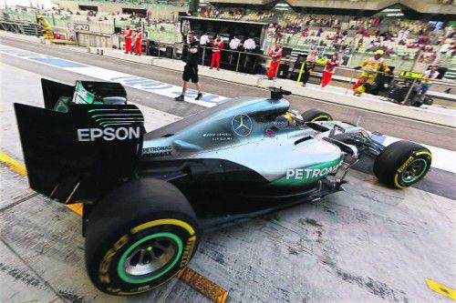 Letzte Ausfahrt Abu Dhabi: Lewis Hamilton begann das Saisonfinale mit einer Bestzeit Foto: apa
