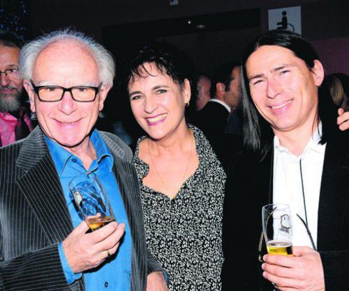Michaela Steiner mit Klaus Michler (r.) und Egon Michler.