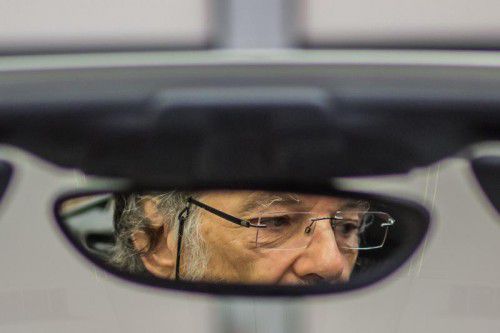 Otmar Bitsche ist in Feldkirch-Tosters aufgewachsen. Nach dem Studium an der TU Graz führte sein beruflicher Weg rasch in den Automobilbau. Heute leitet er die Entwicklung Elektromobilität bei Porsche. Fotos: VN/Steurer