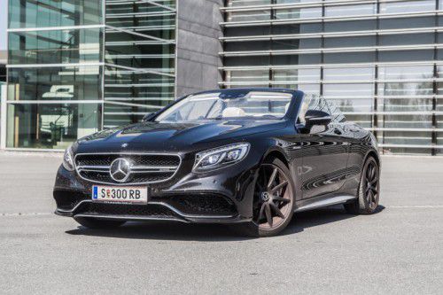 Spannendes Spiel mit Muskeln und Masse: Beim AMG S 63 Cabrio trifft dominante Eleganz auf sportliche Ästhetik. Fotos: vn/steurer