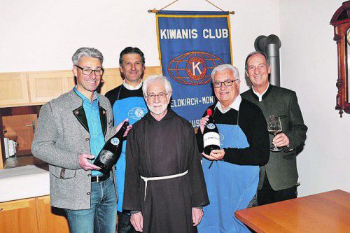 Timo Bereuter, Arno Egger, Bruder Laurentius, Eberhard Schulz und Wolfgang Kremser (v. l.). Fotos: A. Meusburger