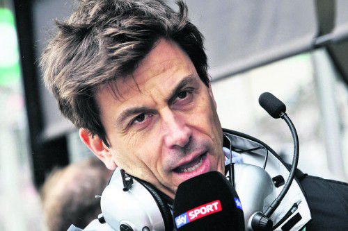 Toto Wolff telefonierte mit Jos Verstappen. Foto: gepa