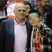 Hoeneß warnt vor „Bullen“