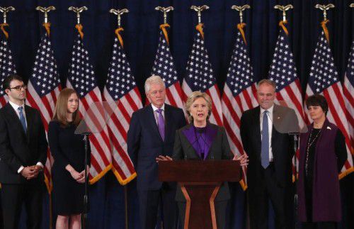 Wahlverliererin Clinton hielt eine emotionale Rede.