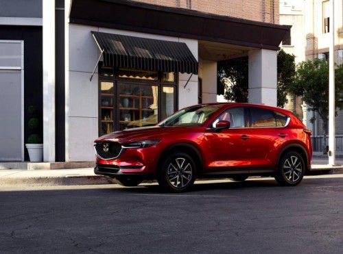 Weltpremiere des neuen Mazda CX-5. Im Frühsommer kommt das Kompakt-SUV zu den heimischen Händlern. Foto: werk