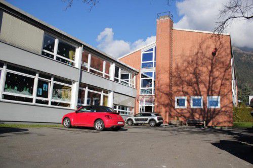 Da die Volksschule Obdorf mit Platzproblemen zu kämpfen hat, wird 2017 ein Zubau realisiert.  Fotos: VN/js