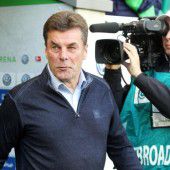 Schubert weg, Hecking coacht