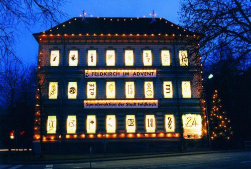 Ein Bild aus vergangenen Tagen: Der Adventkalender am Poly ist Geschichte.  ArchivFoto: Stadt