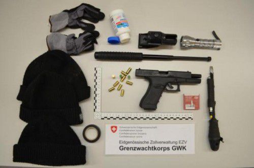 Es ist nicht schwer zu erraten, was die beiden Slowaken mit diesen Utensilien geplant haben dürften. Foto: kapo