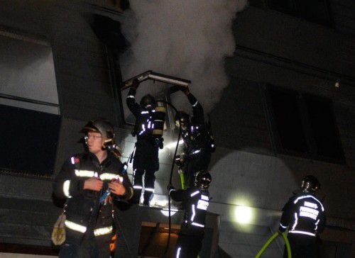 Im Zimmer der Mädchen ist ein Feuer ausgebrochen. Die genaue Brandursache ist derzeit noch unklar. Foto: APA