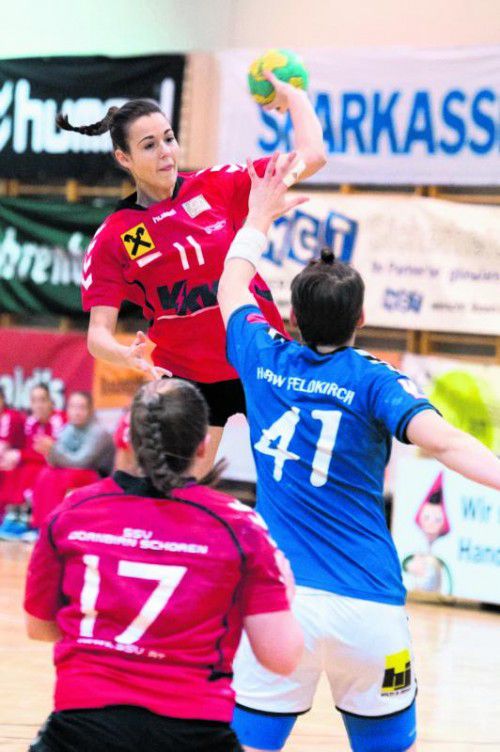 ÖHB-Teamspielerin Fabienne Tomasini hatte mit elf Toren maßgeblichen Anteil am Derby-Sieg des SSV Dornbirn-Schoren. Fotos: VN/STiplovsek