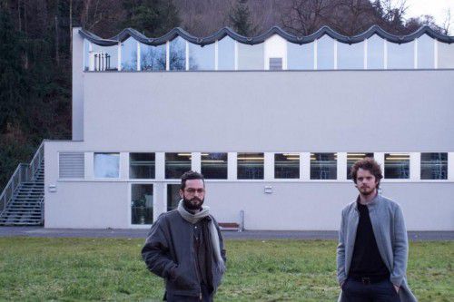 Robert Zanona und Michael Amann leiten den Achitektur-Workshop beim Poolbar-Generator. Foto: Poolbar