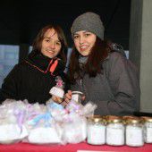 Adventmarkt im HAK-Schulhof