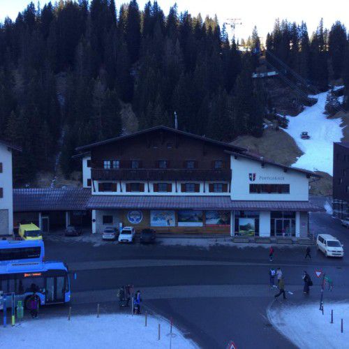 Soll 2018 in Angriff genommen werden: das Projekt Postareal im Ortszentrum von Lech. Foto: Gemeinde