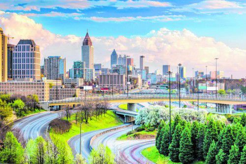 Zahlreiche große Konzerne und Fluggesellschaften sind in Atlanta angesiedelt und machen die Stadt zu einem wichtigen Knotenpunkt.